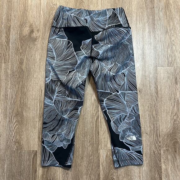 The North Face Motivation High Rise Crop Tights Size Large - Picture 5 of 6